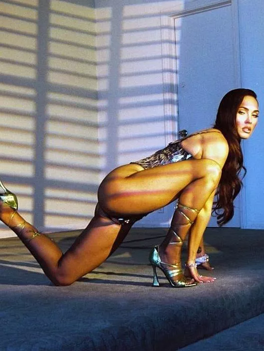 Megan Fox posted by cor0094
