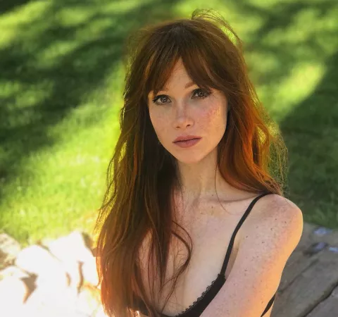 Melanie Mae by Fun-Size-3560