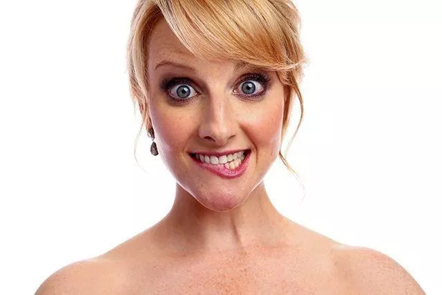 Melissa Rauch posted by kse669