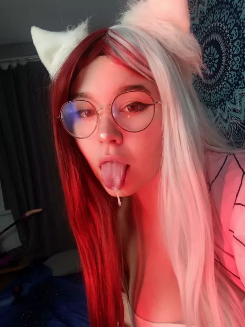 Meow I'm new here by Minni_Mo