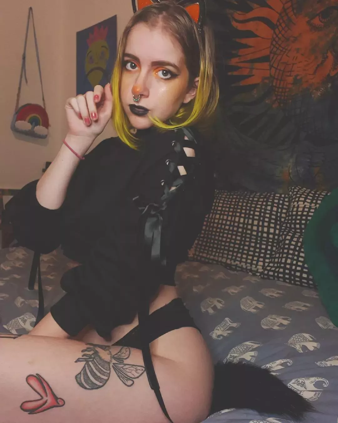 Meow 🖤😸 posted by Spacegirlprincess