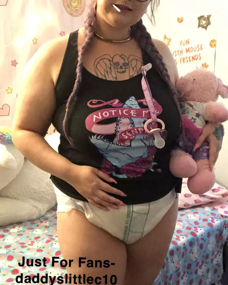 Mermaid hair 🧜‍♀️ posted by Daddyslittlepissbaby