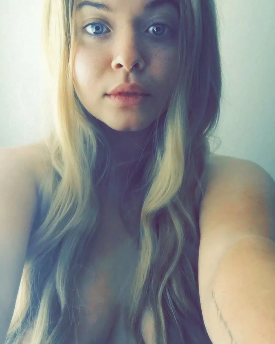 Mermaid Hair (NSFW) posted by pm_your_Swimsuit