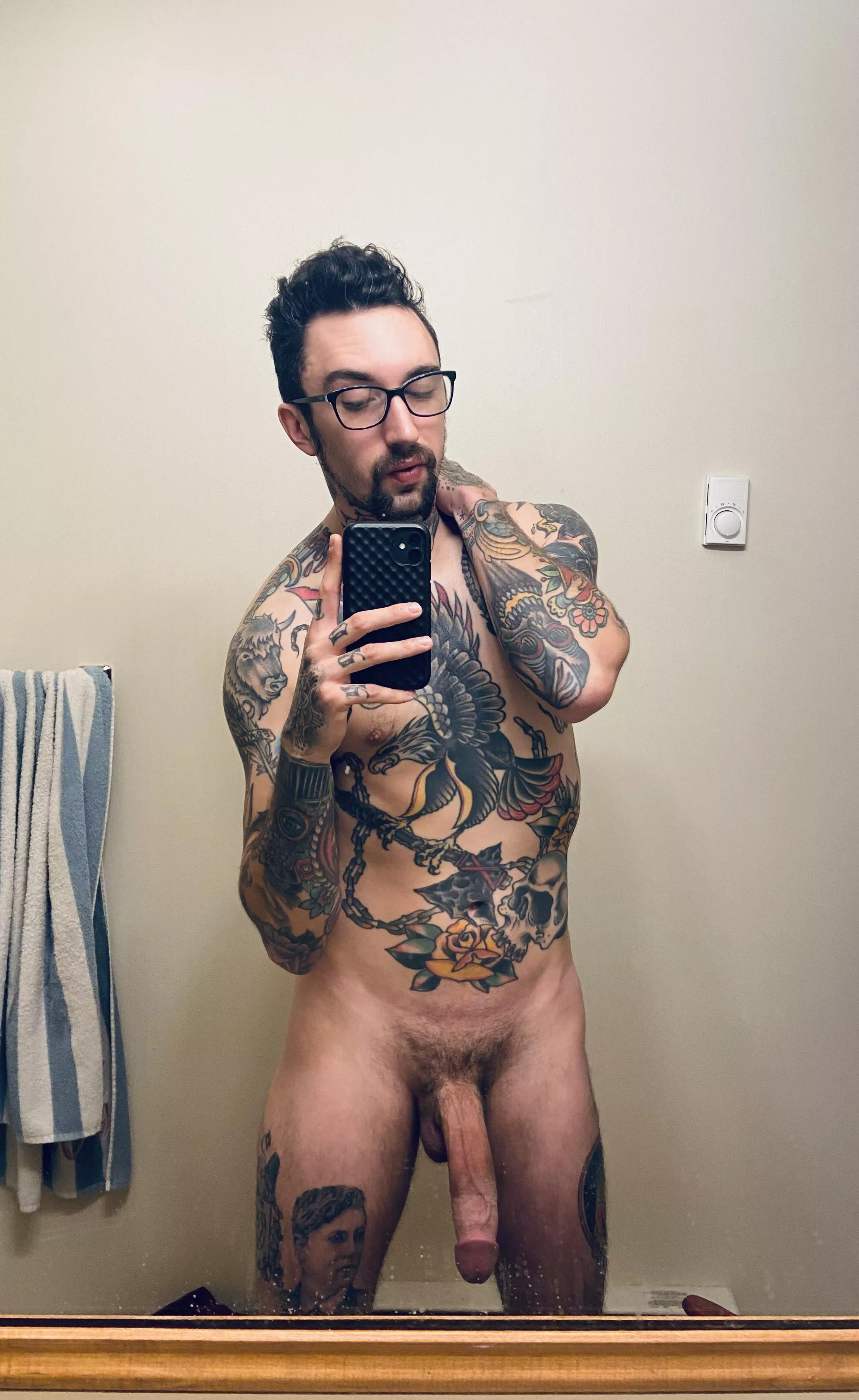 Merry Christmas. 🎁 posted by loveulikeareptile