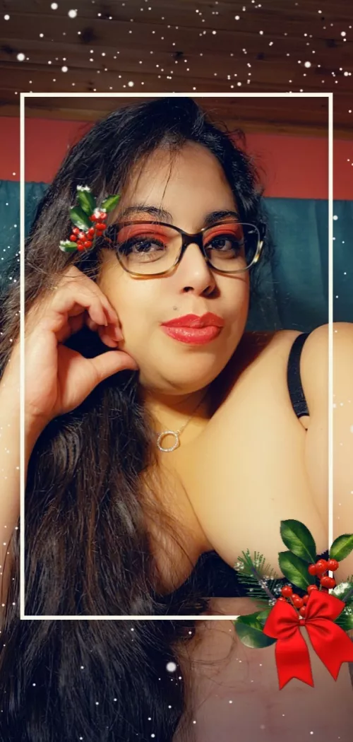 Merry Christmas 🎄 by VixenCupcake