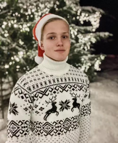 Merry Christmas by wandering_student11