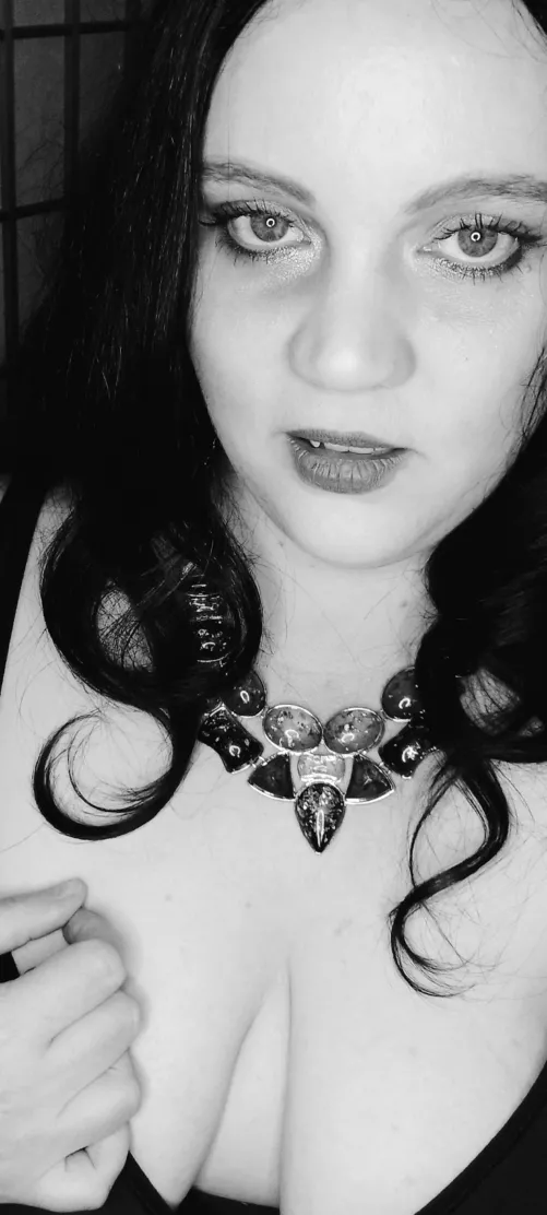 Merry Christmas Eve from this hot elf by angelicashade69