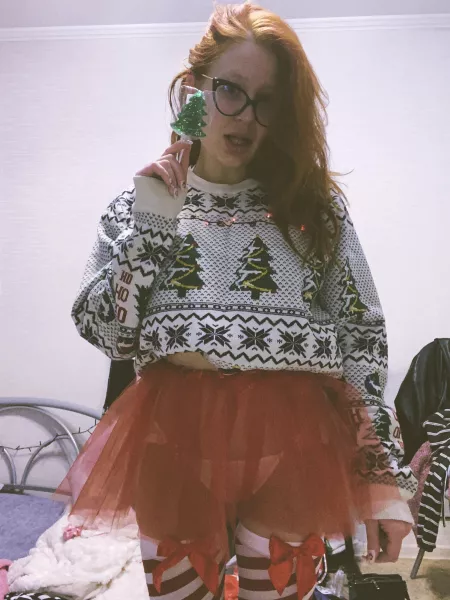 Merry Christmas everyone up in here! 😂🧡 by Lolli_RedCute