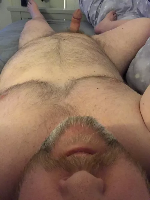 Merry Christmas from Ireland! Any ladies who fancy some fun later feel free to DM me. by throwawayRimJobFan