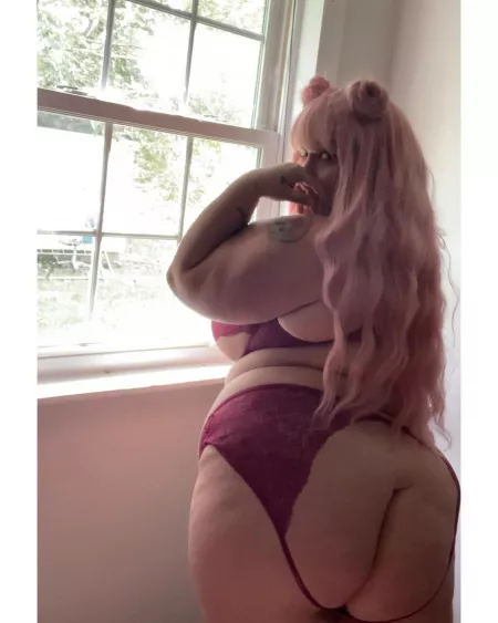 Message me and let’s play daddy . I’ll be a good slut for u and do as u say 💋 by lillyloveyouu