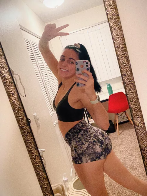 Message me if you wanna see more 😏🍑 by vegn_lifestyle