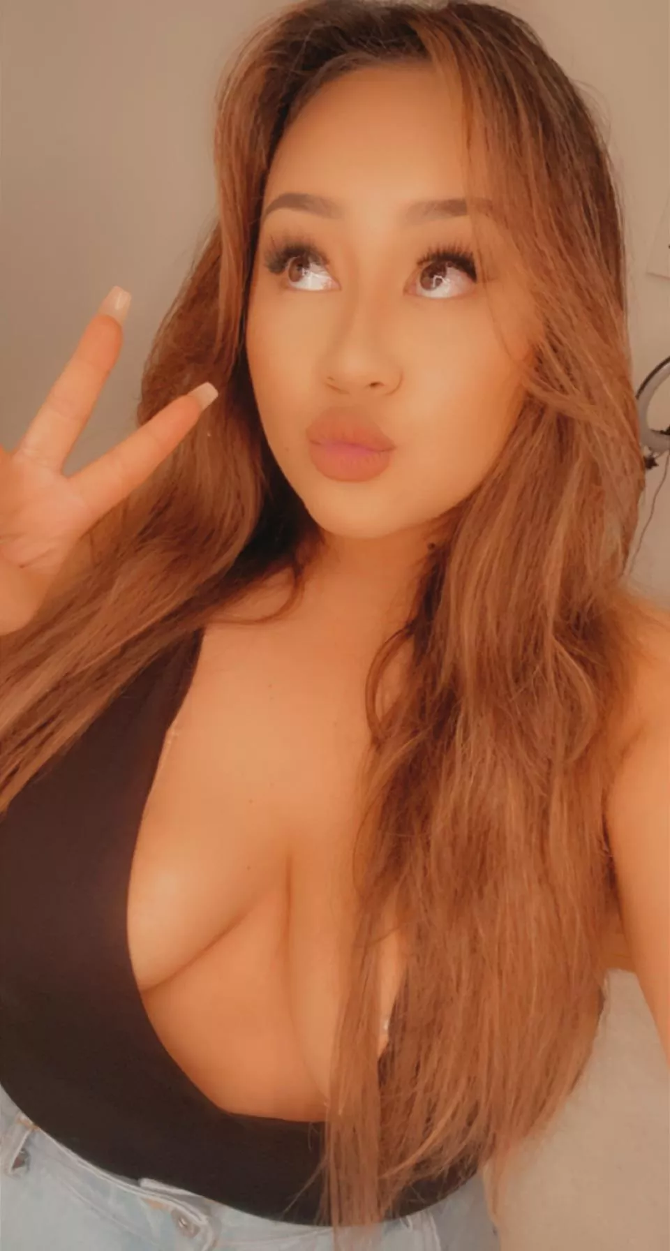 Message me to see more of these young saggy tits 💦😈 posted by Jay0104OF