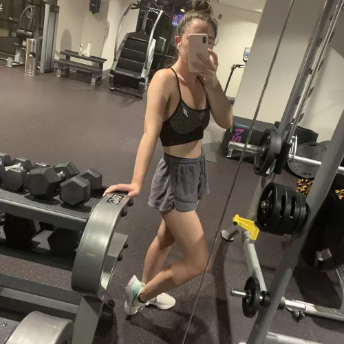 Messy bun was great for the workout! by ZoeKocho