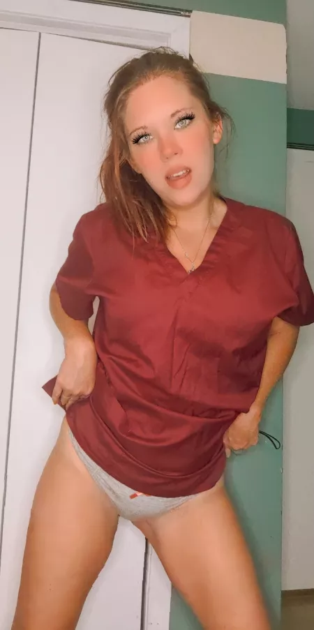 Messy hair don't care 😋 by peekinmypanties