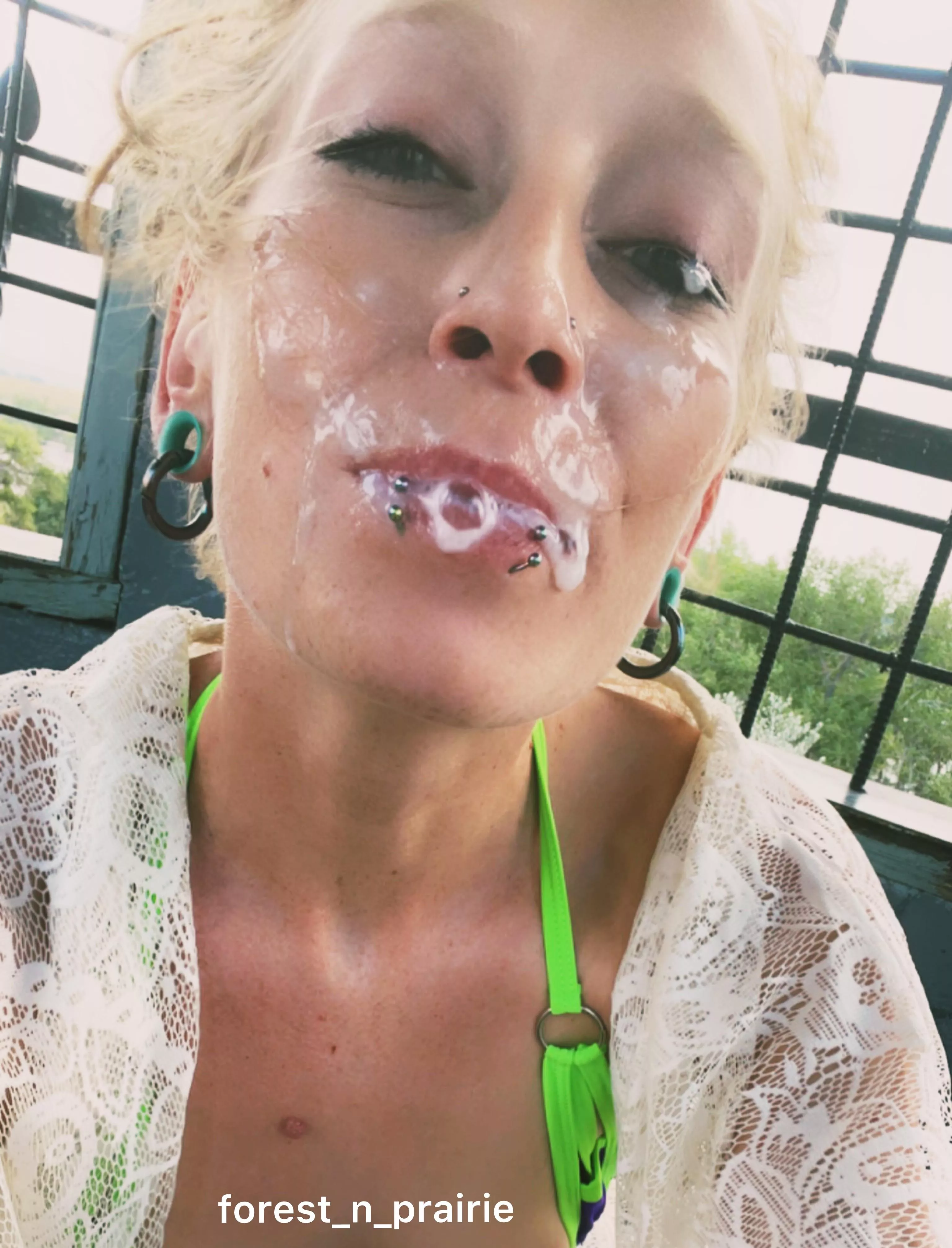 Messy posted by joyboy27