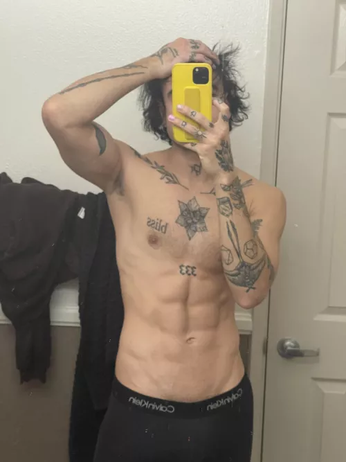 Messy morninnngg by Silly-Condition-9414