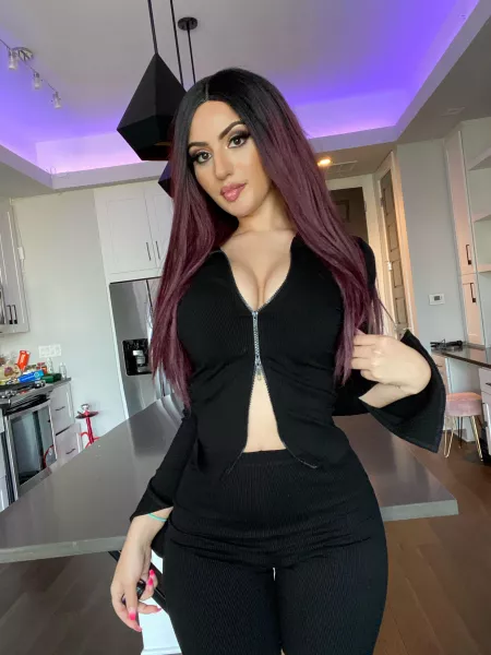 Mexican and Lebanese 🖤 by samiraskyy