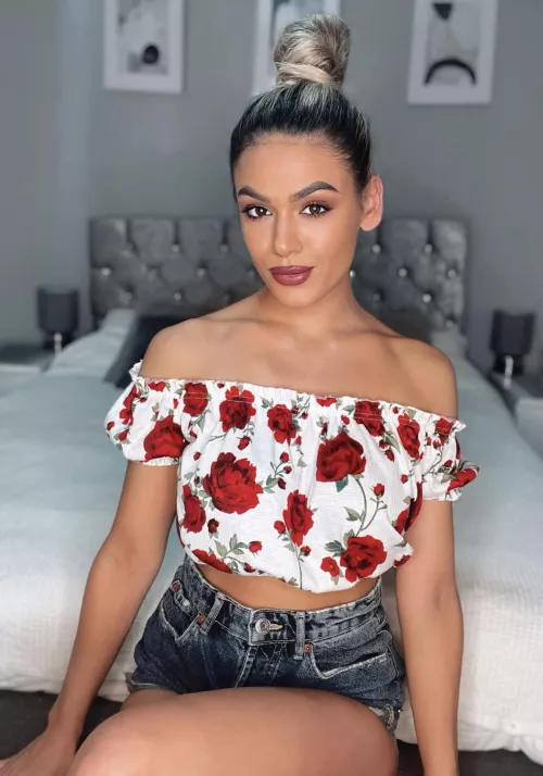 Mexican x Irish 🌹 by KikiSantana20