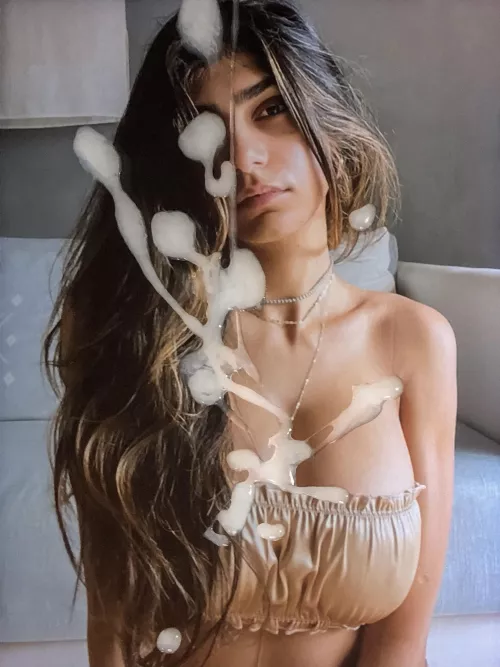 Mia Khalifa is a sex symbol🤤 by xtrxpbbc