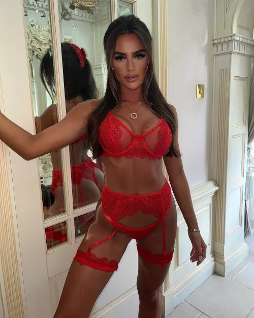 @mialindasully_ by gooningaccount