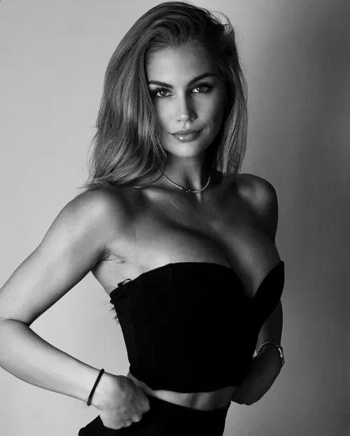 Michelle Czaja by taserbeam