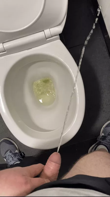 Mid-walk piss - still trying to work out videos by Ancient-District7182