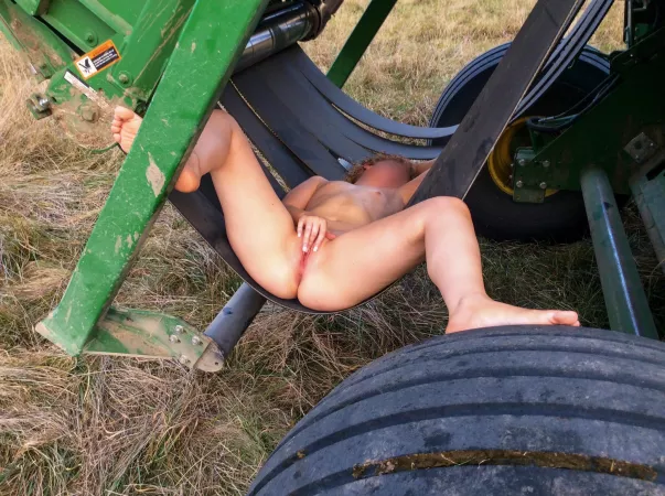 Midwest sex-swing. [F](33) by CarrieDarville