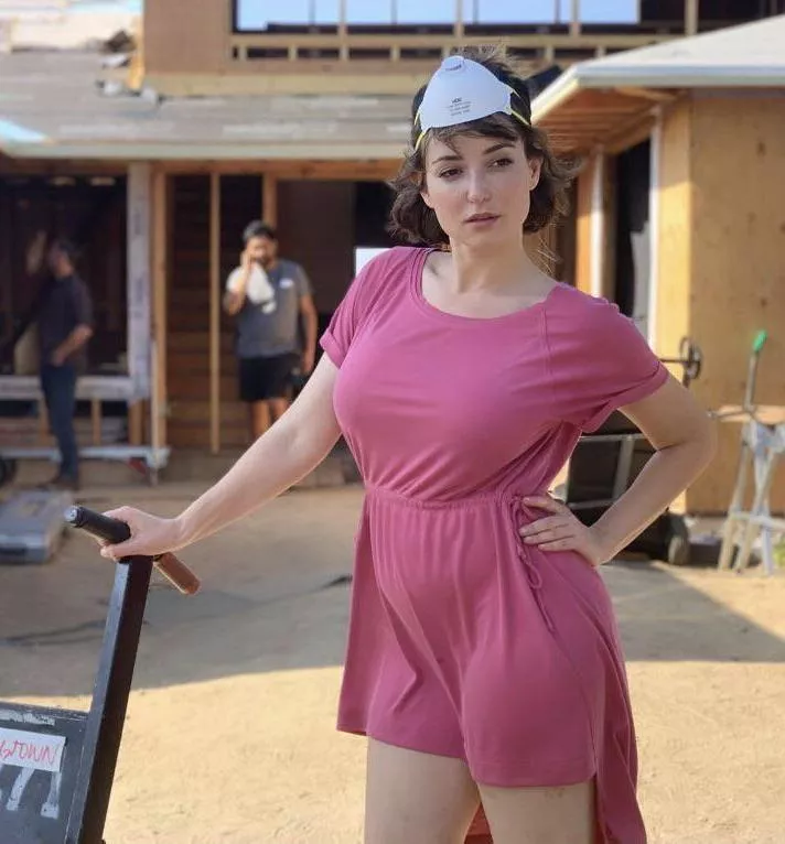 Milana Vayntrub is a whole lotta woman posted by cor0094