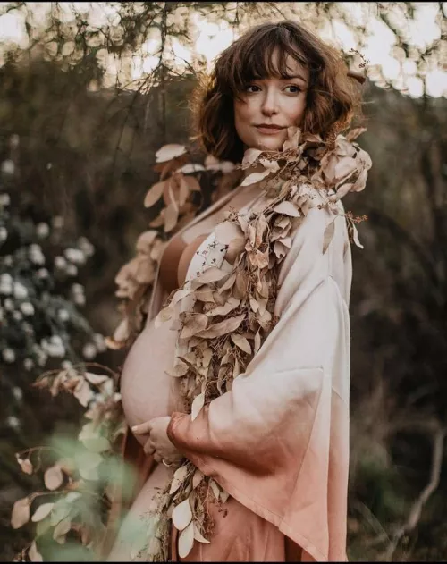 Milana Vayntrub pregnant by cor0094