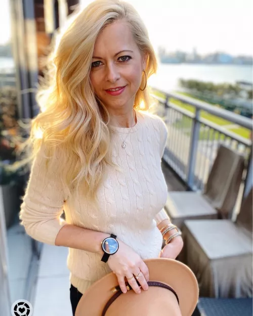 MILF by gooningaccount