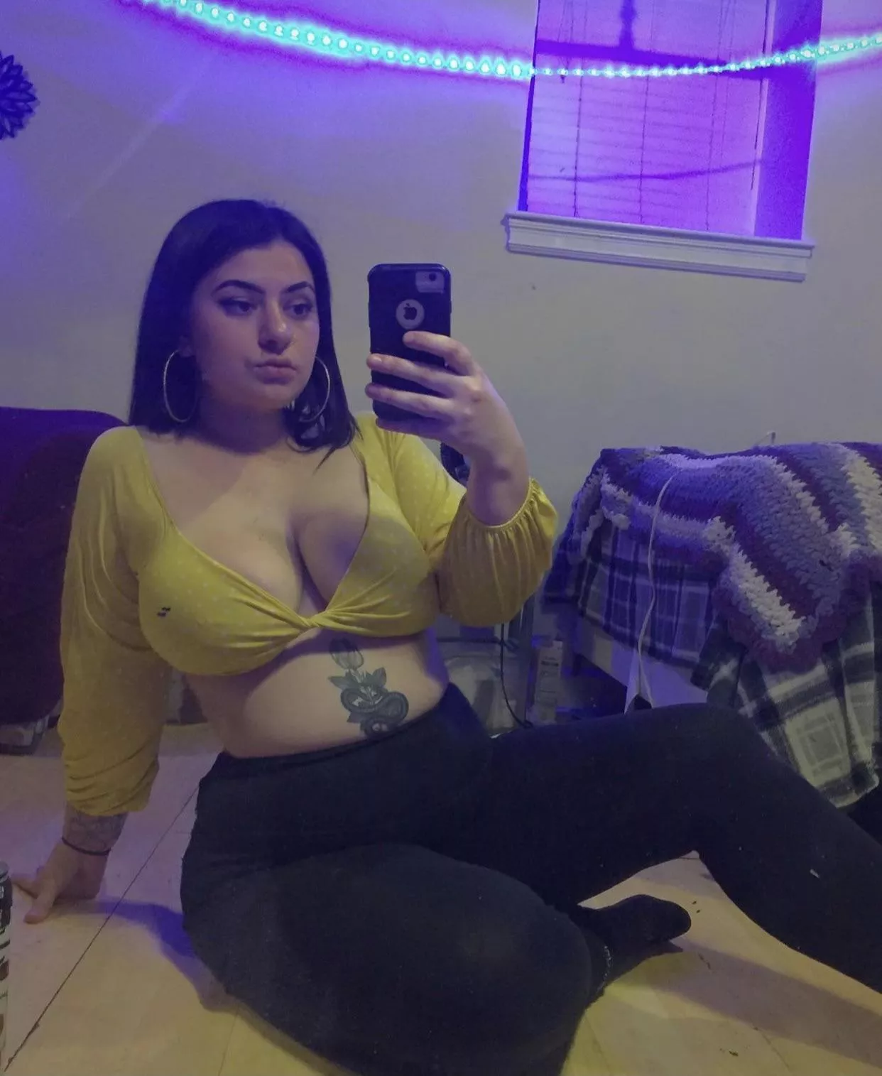 milkys just for you to suck on🍼👶 posted by Impossible-Form-5976