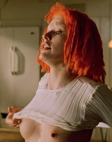 Milla Jovovich by hung_9-5