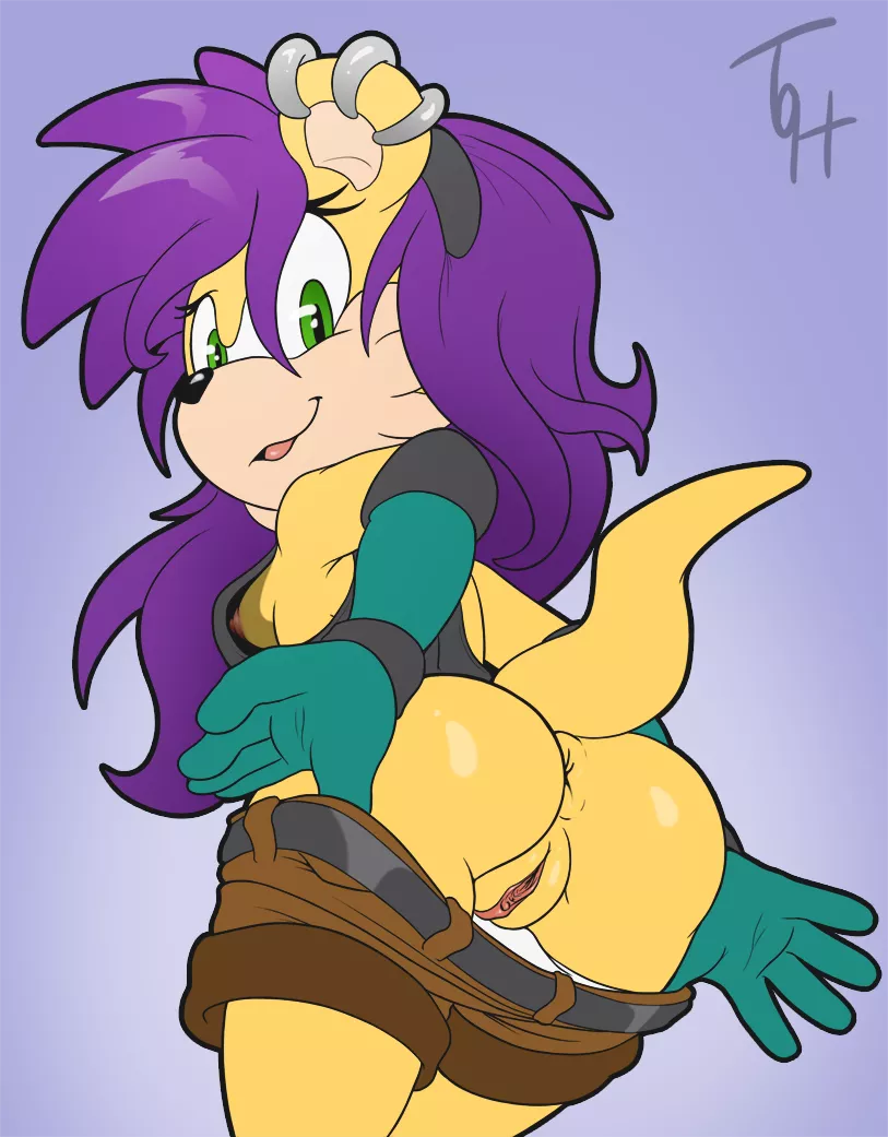 Mina hinting at what she wants(TheOtherHalf) posted by Reaperabyss