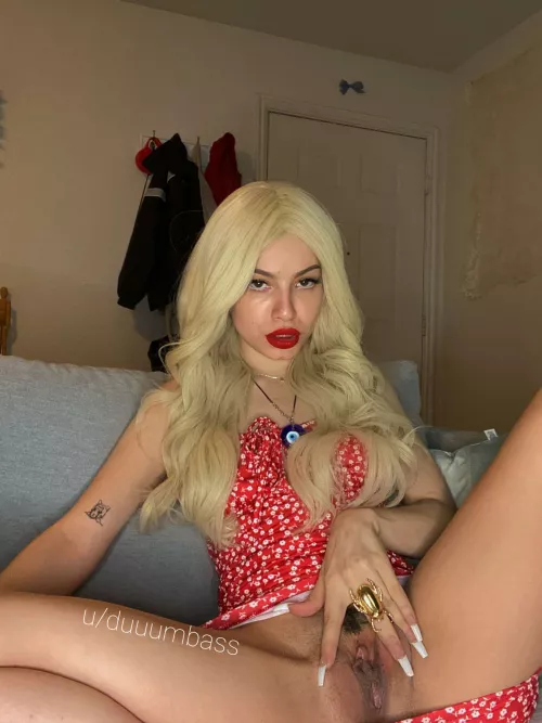 Mind if I borrow your tongue? 😋 by duuumbass