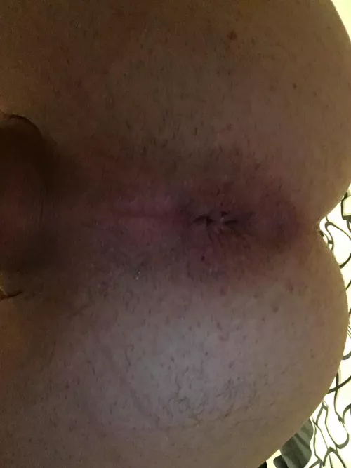 mind if I have a seat? by JAOC_7