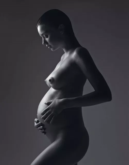 Miranda Kerr pregnant by conspiracythruther