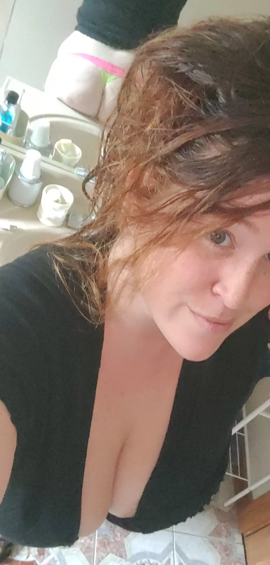 Mirror mirror on the wall who wants to fuck me and empty their balls? posted by DestinyDeceased