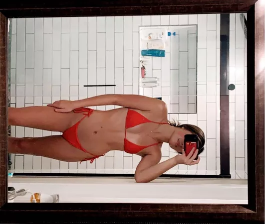 mirror pic by kurashiki-reina