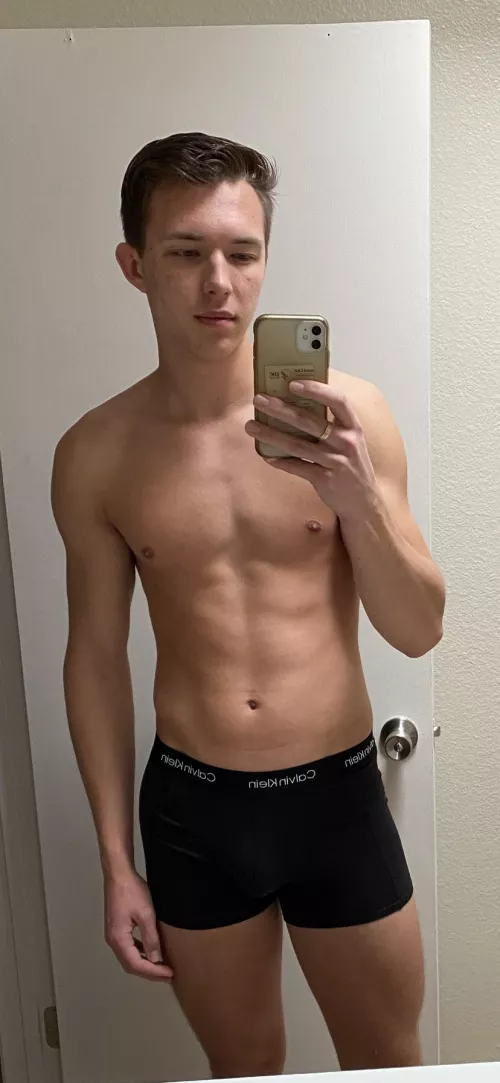 Mirror selfie ;) by Altruistic-Net633