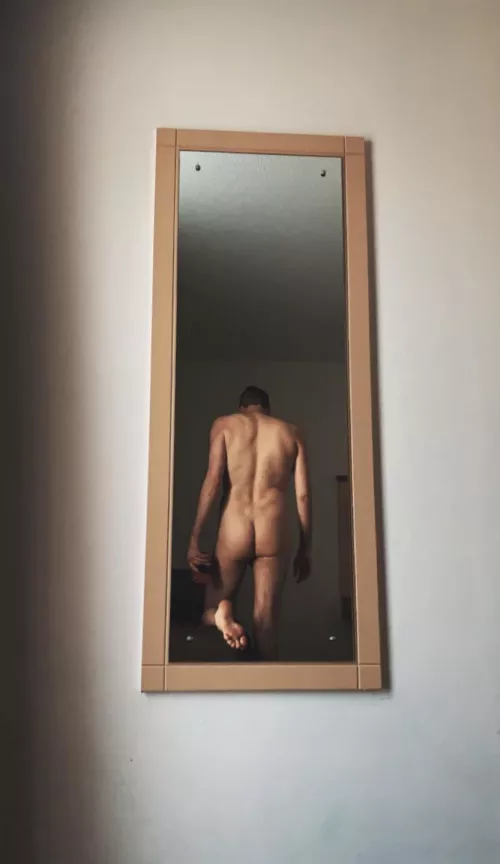 mirrored hotel booty by jerseyjaxoff