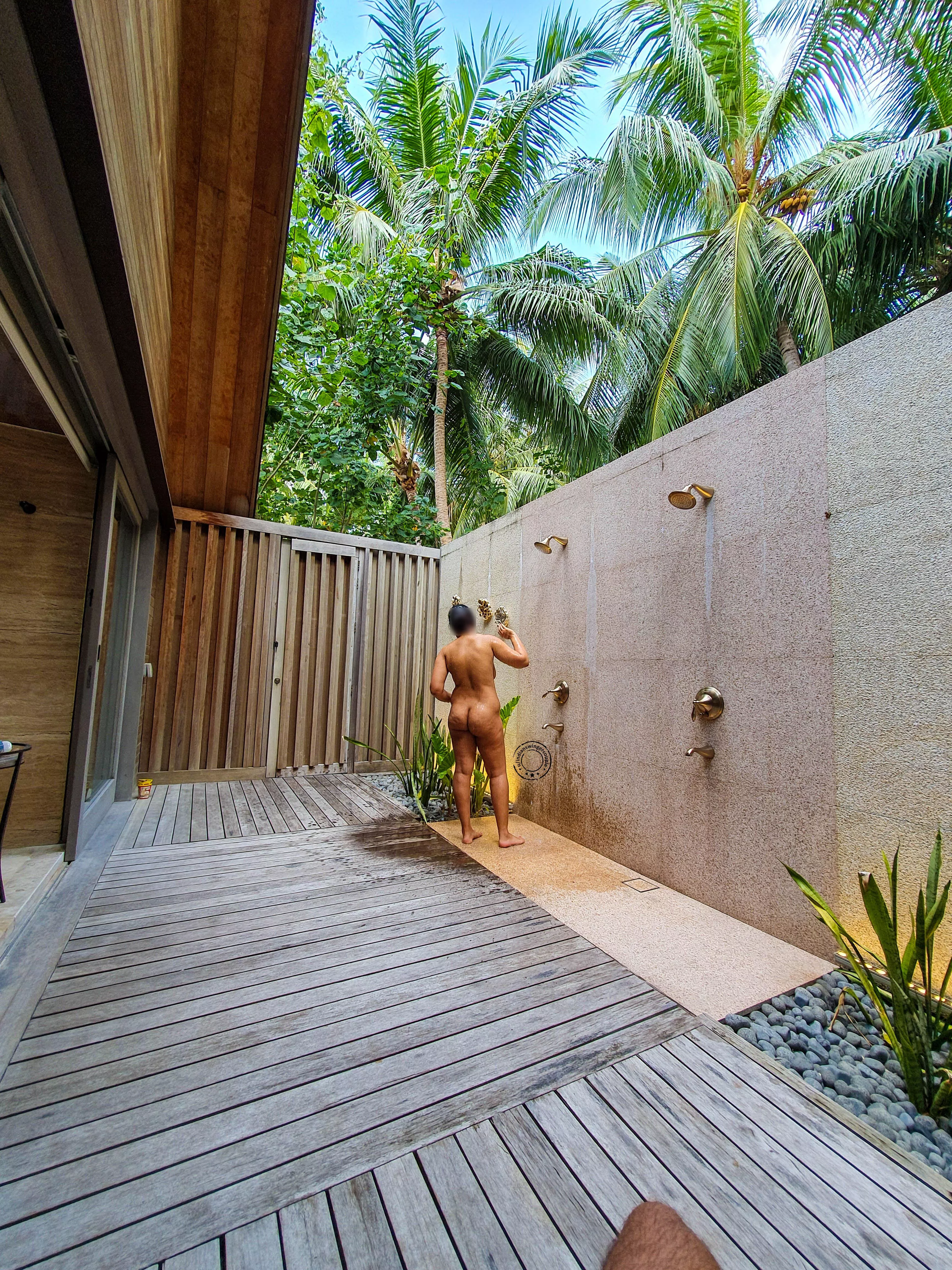 Miss [f] Hotel Outdoor Showers posted by indianswingercouple