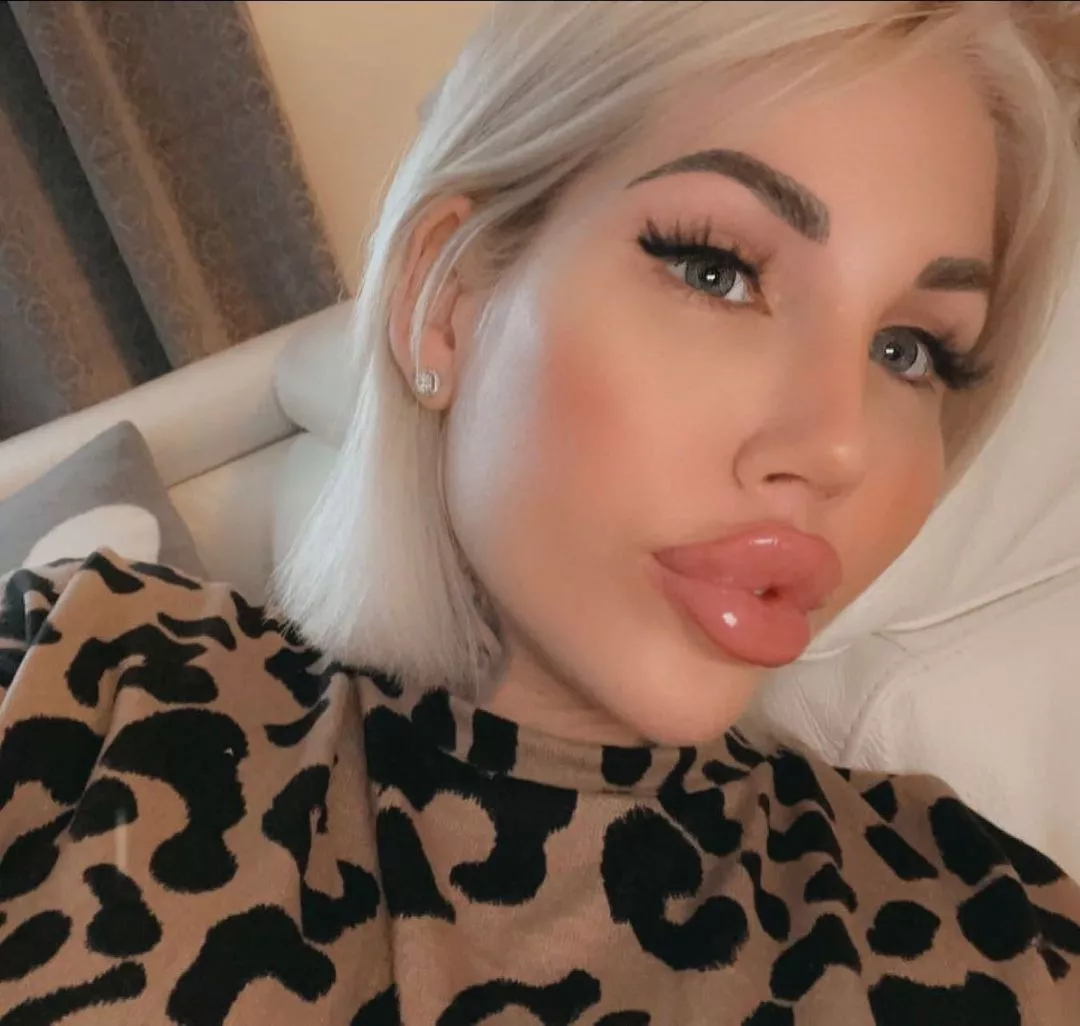 missjundi posted by gooningaccount