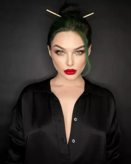 @misspsychocat by gooningaccount