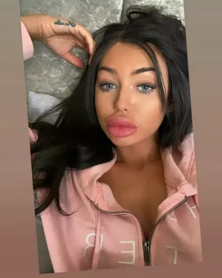 Missshannoncoplandx is her instagram by infinitebl8zer