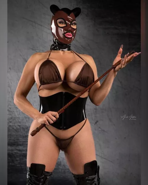 Mistress Ava is such a filthy whore