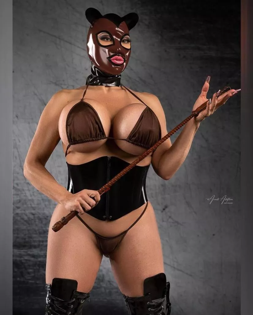 Mistress Ava is such a filthy whore posted by JJCAngler