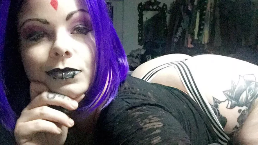 Mistress here by Gillo_w