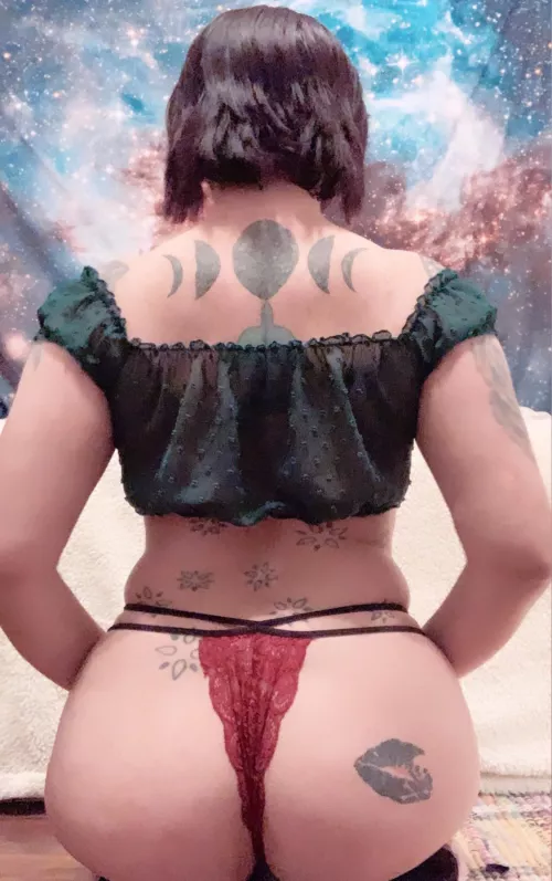 Mixing and matching in the spirit of Christmas!🍑 by Scareyourfamily