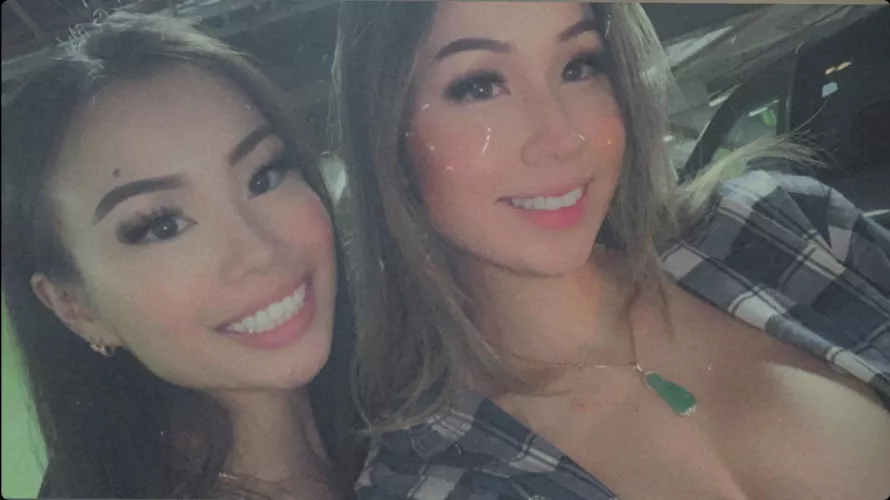 Mm yes show that by WetAzzPuzzy