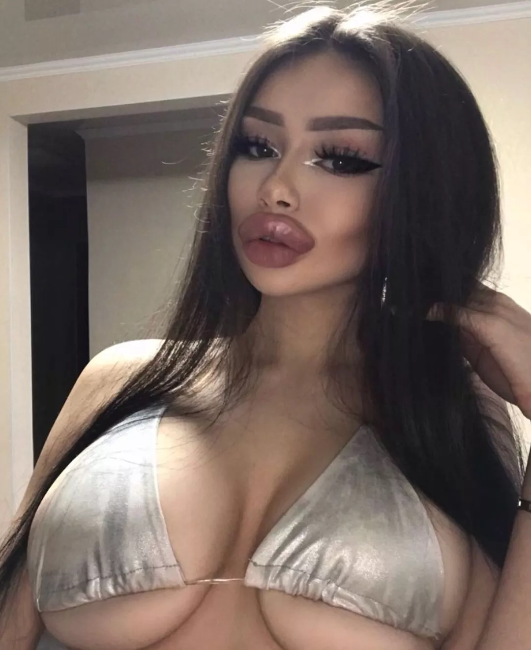 m.marielllll posted by gooningaccount